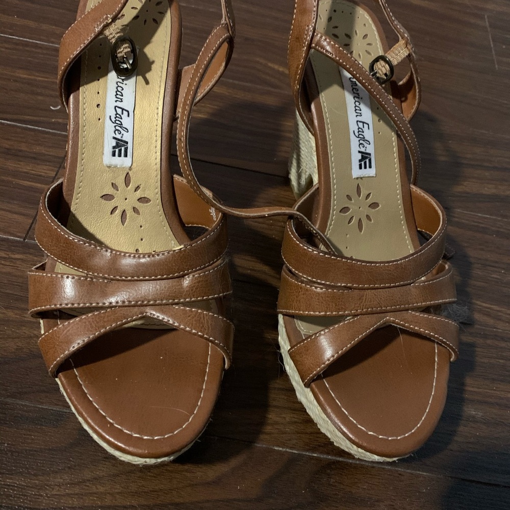 American Eagle Heels 8.5